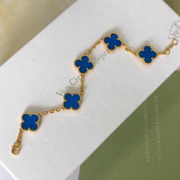 Van Cleef & Arpels Gold and Blue Clover Bracelet - Picture 3 of 5